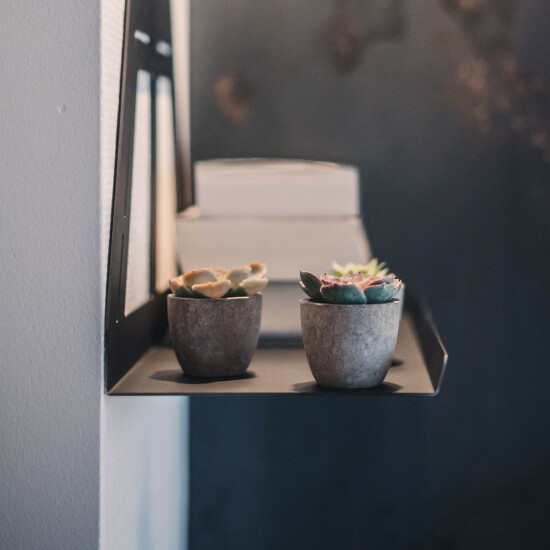 Förderturm Wandregal