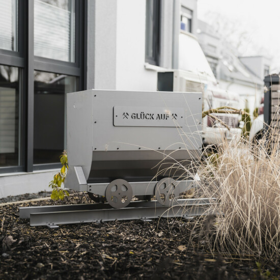 Schienen für Bergbau-Lore M Schwarz matt pulverbeschichtet